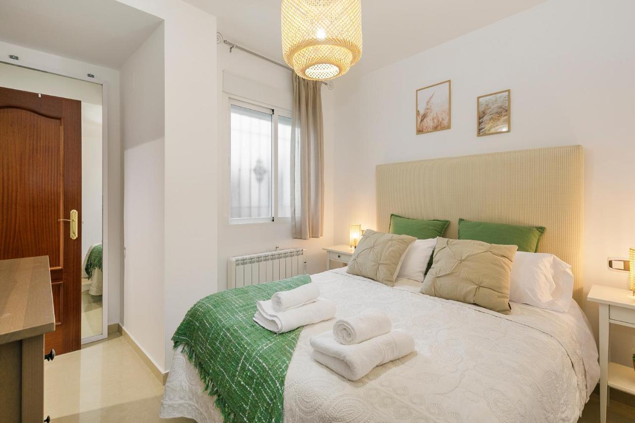 Apartamento Para Vivir Granada Con Parking Exterior foto